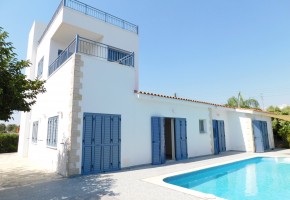 Detached Villa For Sale in Chloraka, Paphos - SL19515