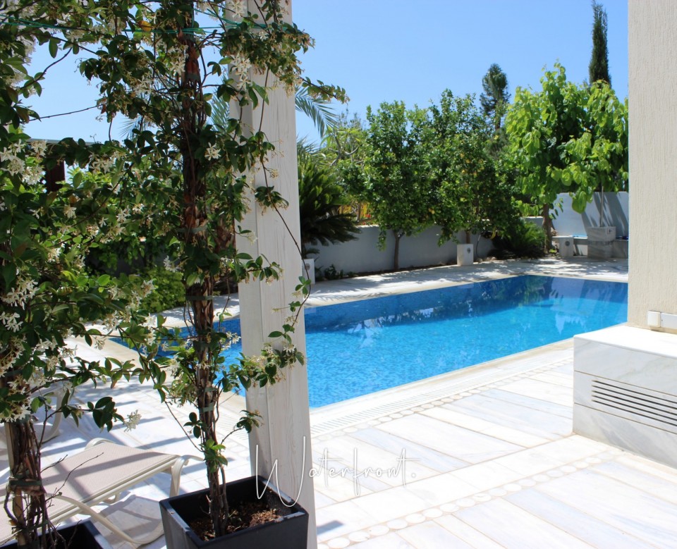 Detached Villa For Sale  in  Coral Bay