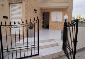 Building For Sale  in  Pano Paphos - Up Town