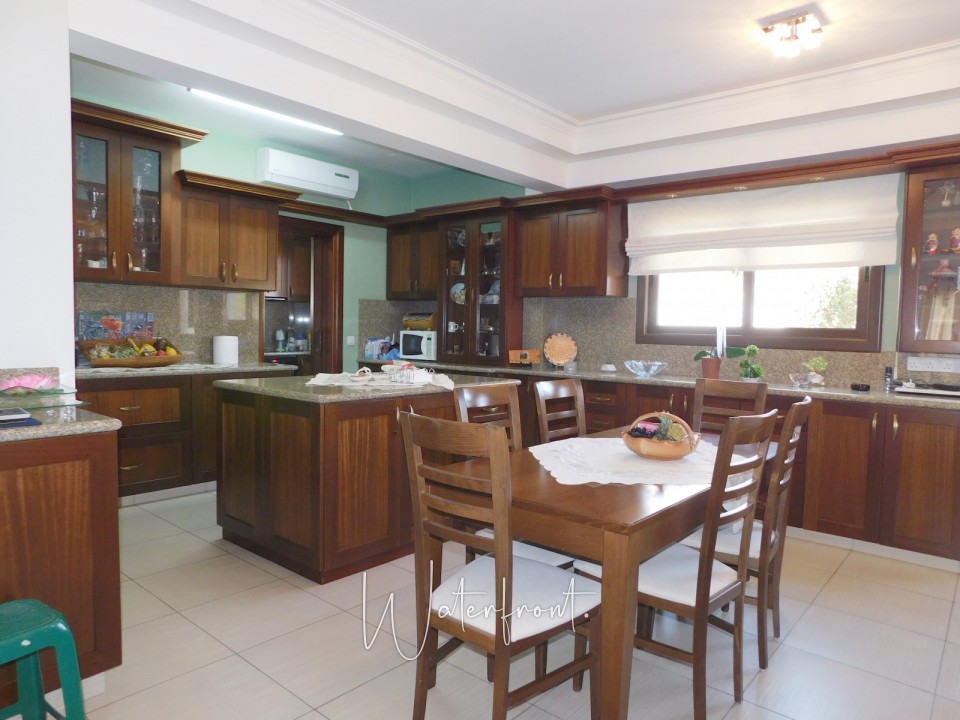 Detached Villa For Sale  in  Koloni