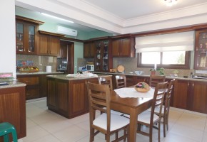 Detached Villa For Sale  in  Koloni