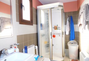 Detached Villa For Sale  in  Koloni