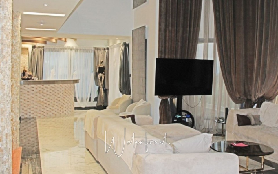 Detached Villa For Sale  in  Sea Caves - St.George