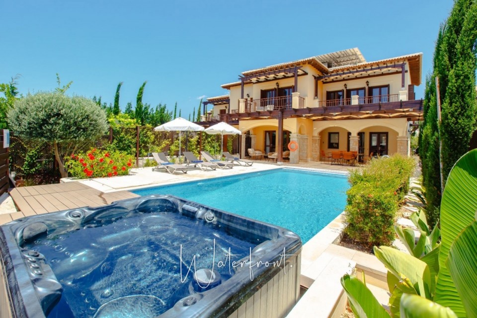 Detached Villa For Sale  in  Aphrodite Hills