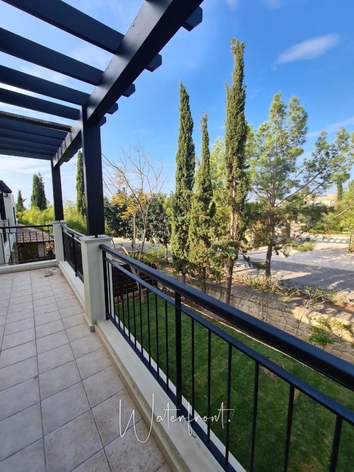 Apartment For Sale  in  Aphrodite Hills