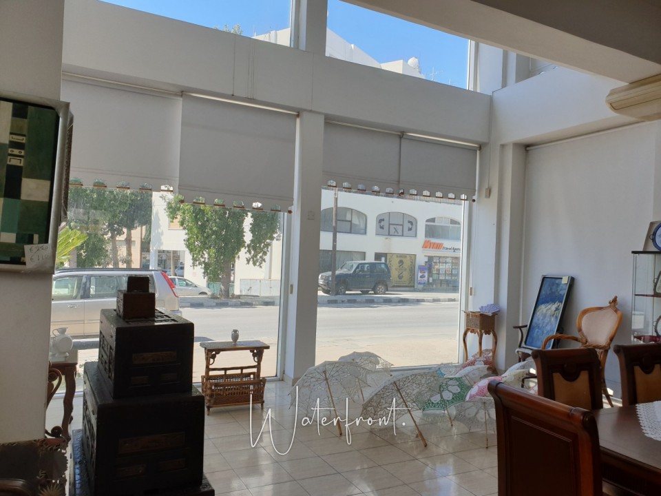 Shop For Rent  in  Kato Paphos
