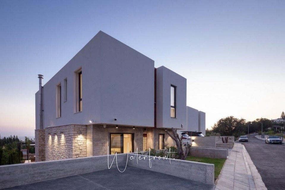 Detached Villa For Sale  in  Chloraka