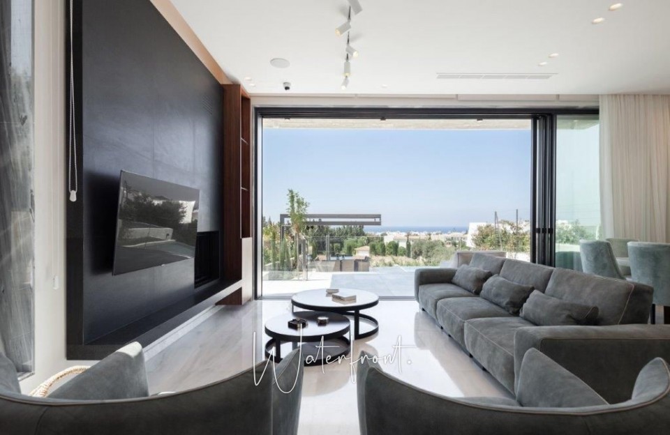 Detached Villa For Sale  in  Chloraka