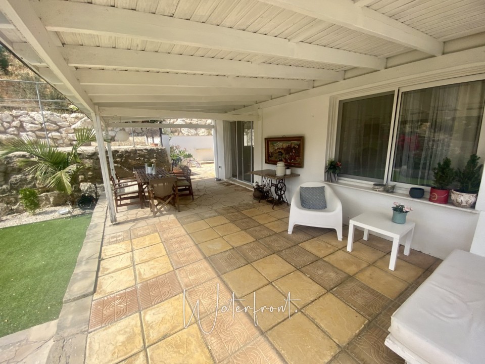 Bungalow For Sale  in  Armou