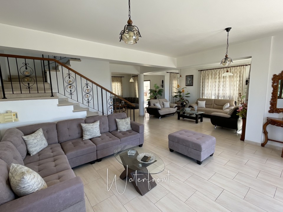 Detached Villa For Sale  in  Yeroskipou