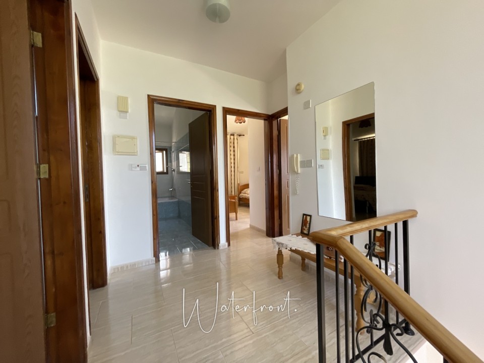 Detached Villa For Sale  in  Yeroskipou