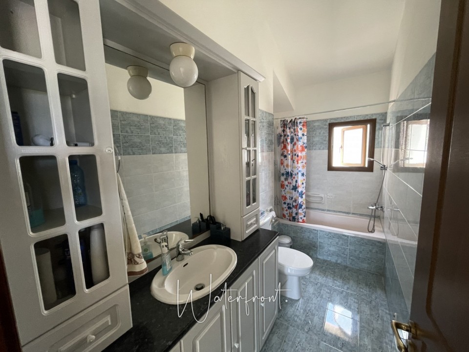 Detached Villa For Sale  in  Yeroskipou
