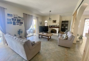 Detached Villa For Sale  in  Kamares - Tala