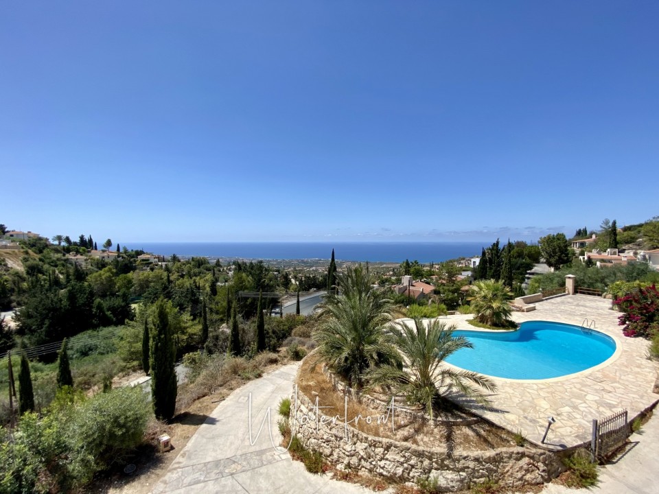 Detached Villa For Sale  in  Kamares - Tala