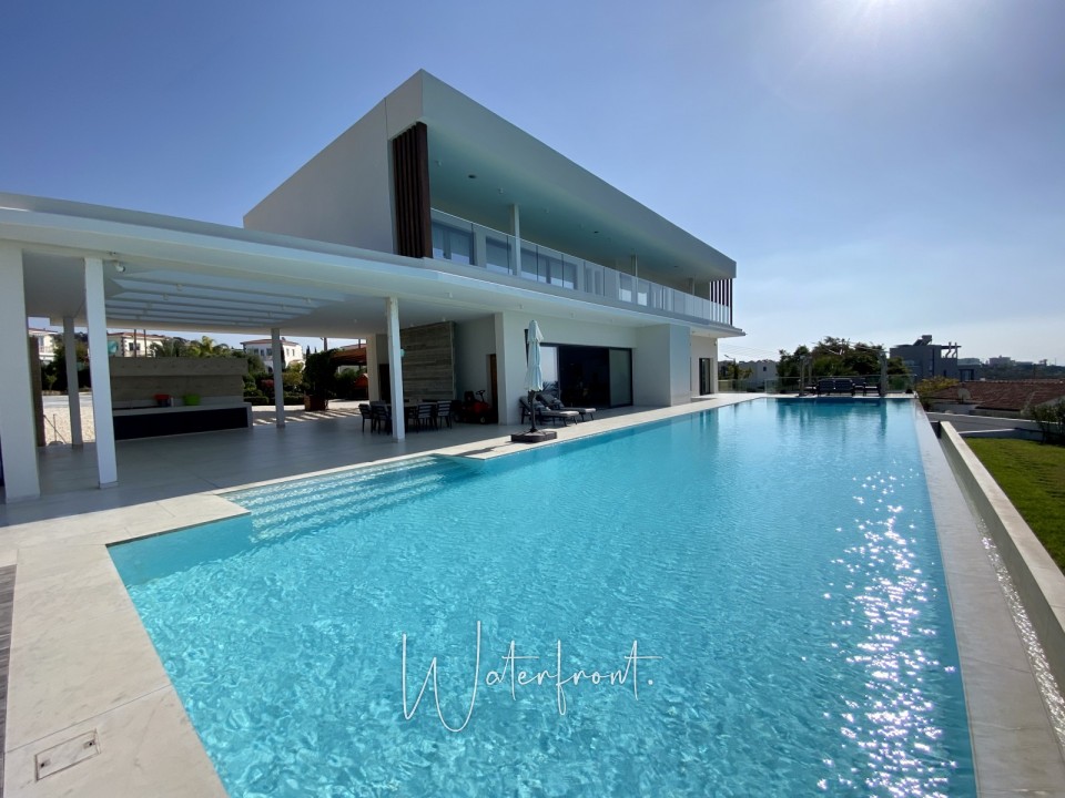 Detached Villa For Sale  in  Sea Caves - St.George