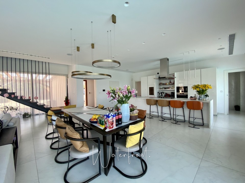 Detached Villa For Sale  in  Sea Caves - St.George