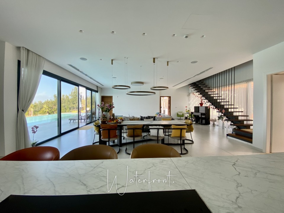 Detached Villa For Sale  in  Sea Caves - St.George