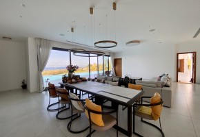 Detached Villa For Sale  in  Sea Caves - St.George