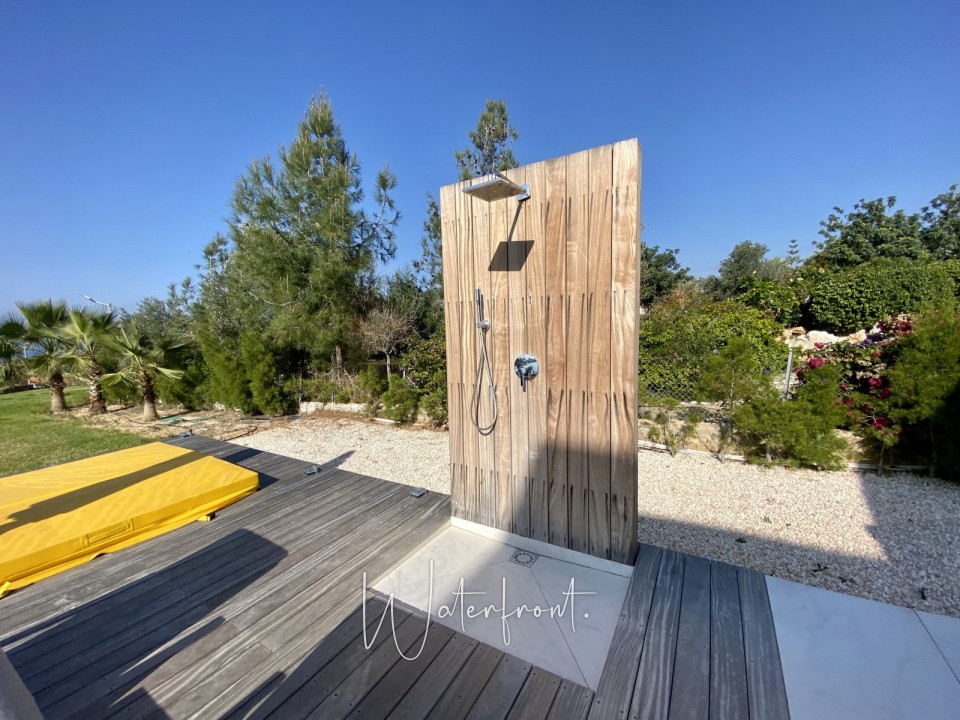 Detached Villa For Sale  in  Sea Caves - St.George