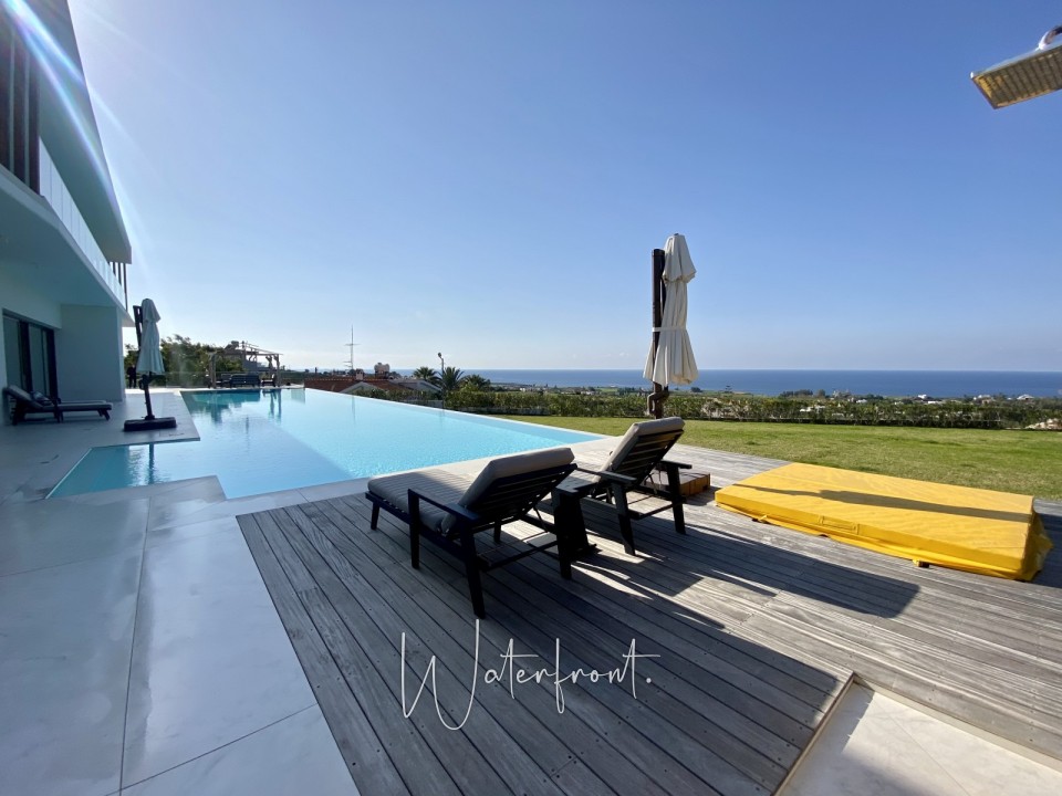 Detached Villa For Sale  in  Sea Caves - St.George