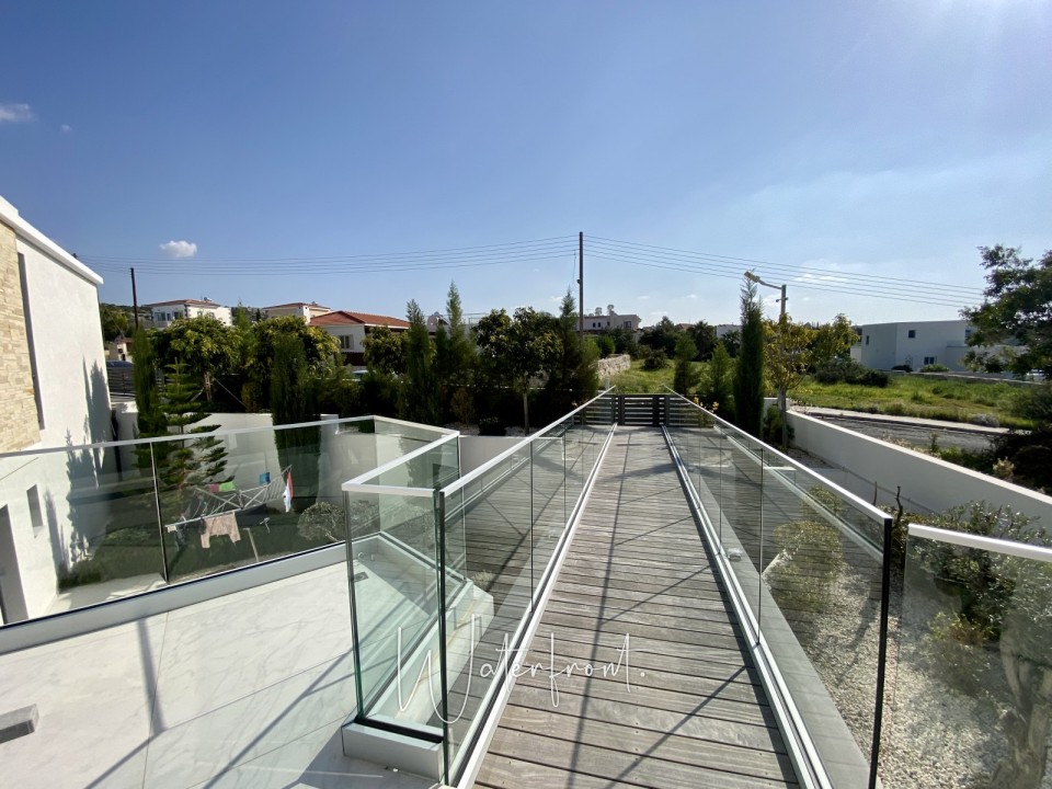 Detached Villa For Sale  in  Sea Caves - St.George