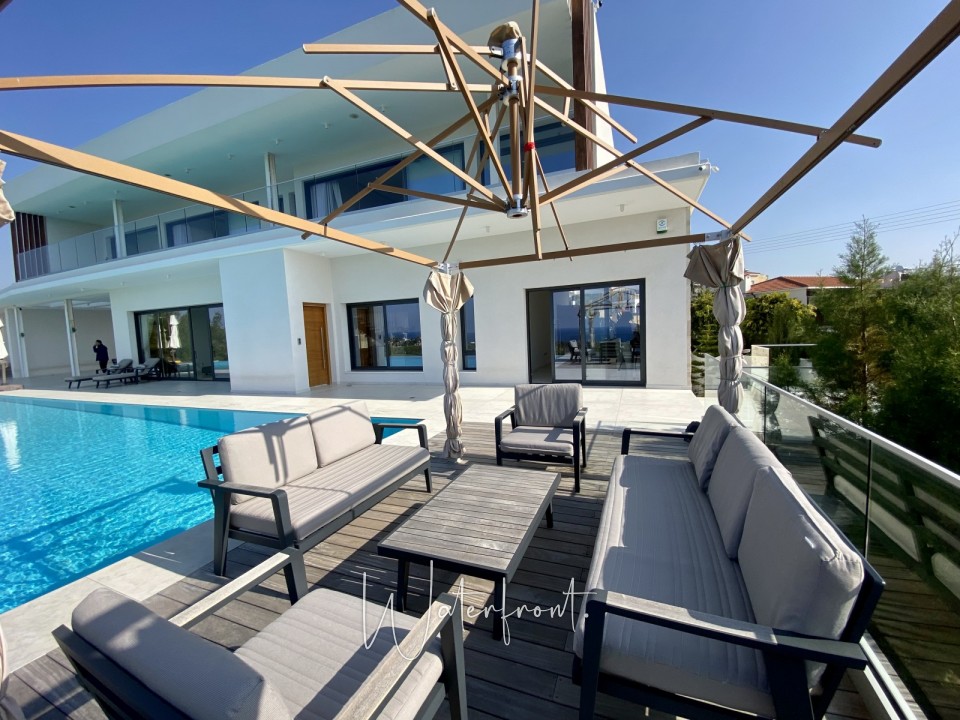 Detached Villa For Sale  in  Sea Caves - St.George