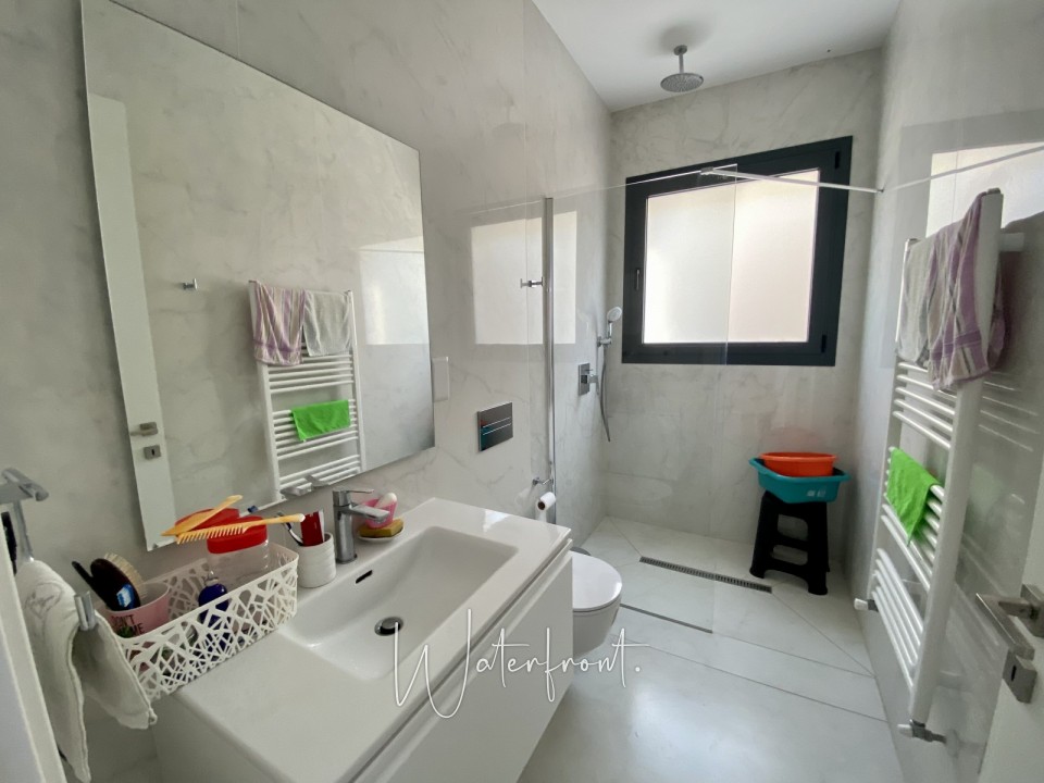 Detached Villa For Sale  in  Sea Caves - St.George