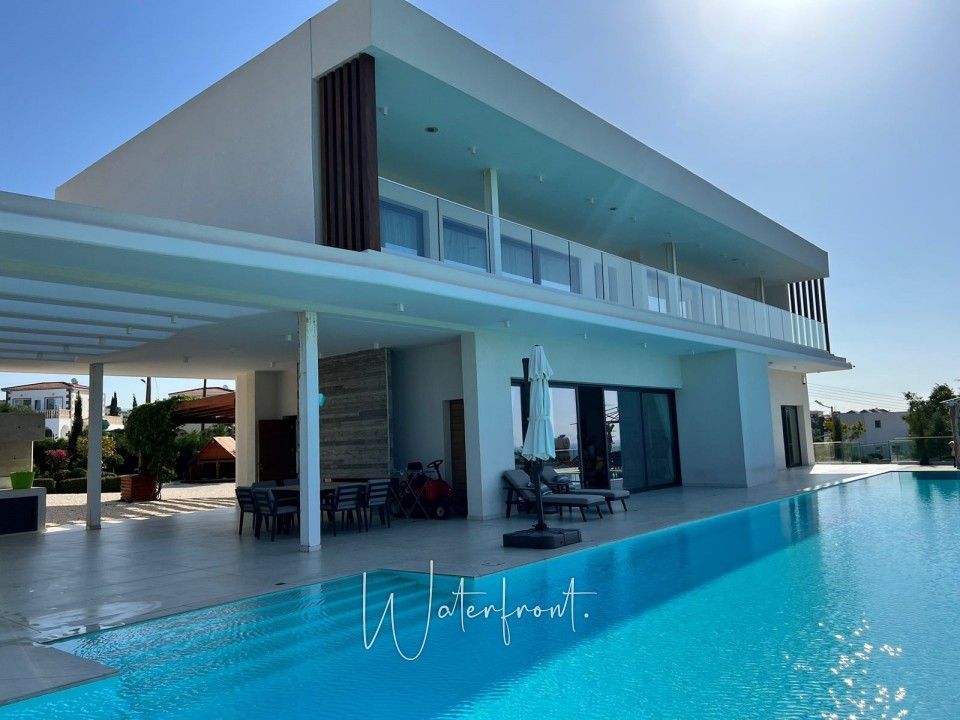 Detached Villa For Sale  in  Sea Caves - St.George