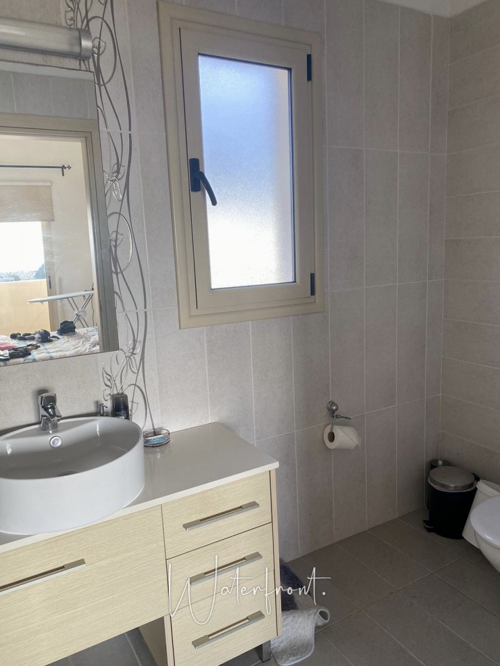 Detached Villa For Sale  in  Emba