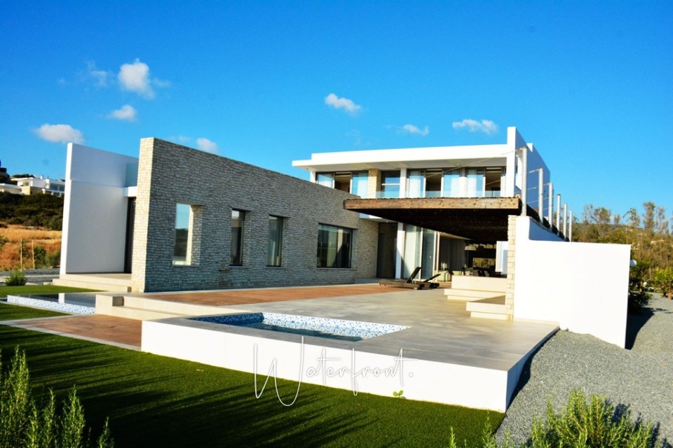Detached Villa For Sale  in  Sea Caves - St.George