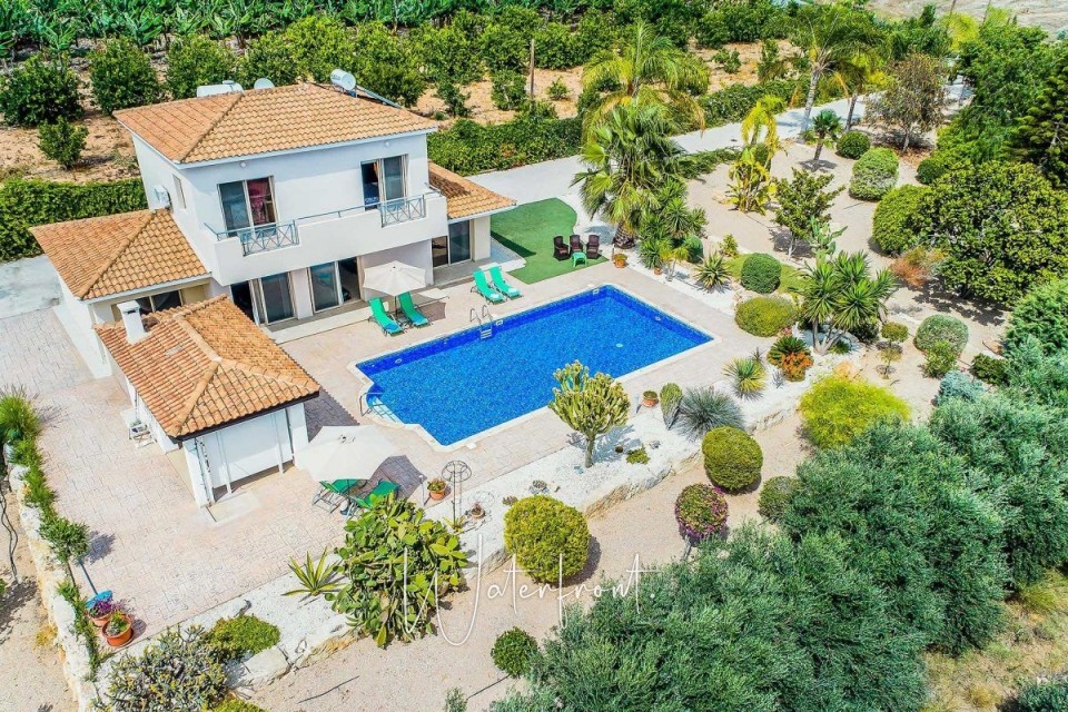 Detached Villa For Sale  in  Sea Caves - St.George