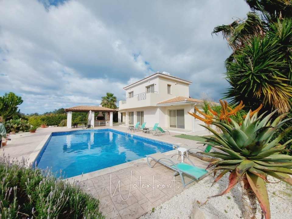 Detached Villa For Sale  in  Sea Caves - St.George