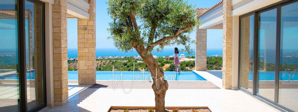 Detached Villa For Sale  in  Kouklia