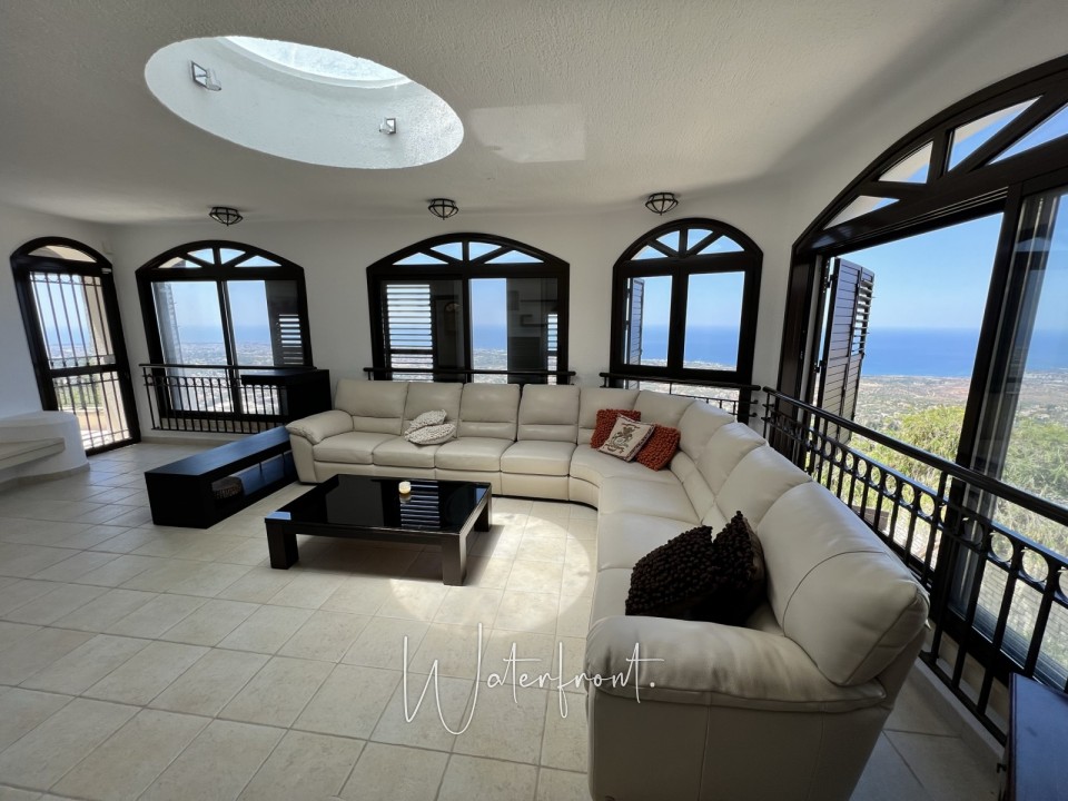Detached Villa For Sale  in  Kamares - Tala