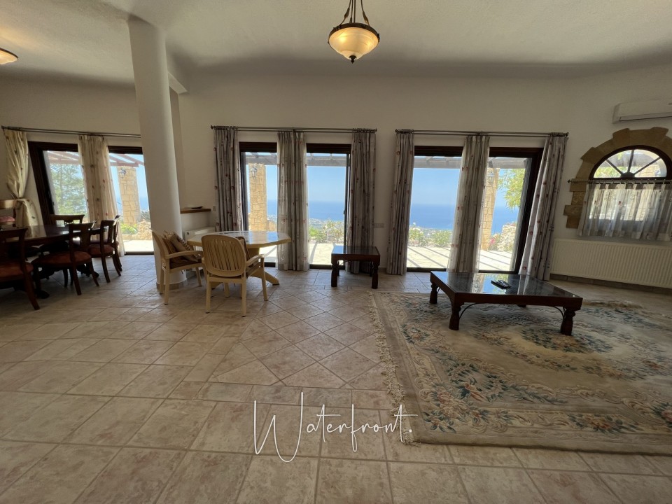 Detached Villa For Sale  in  Kamares - Tala
