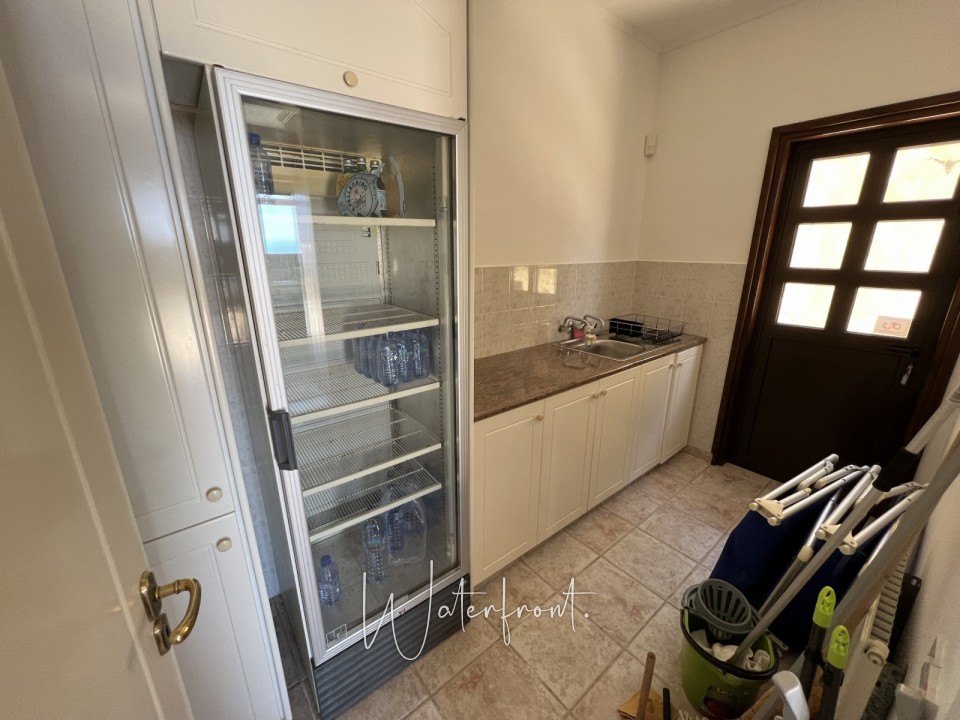 Detached Villa For Sale  in  Kamares - Tala