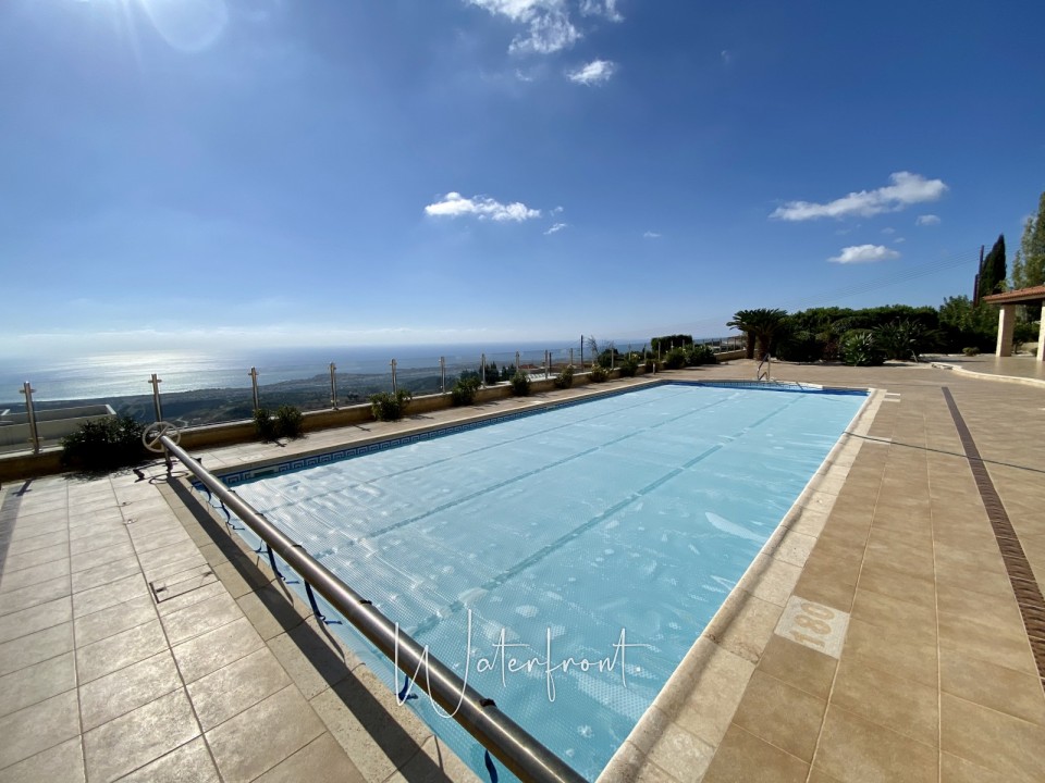 Detached Villa For Sale  in  Akoursos