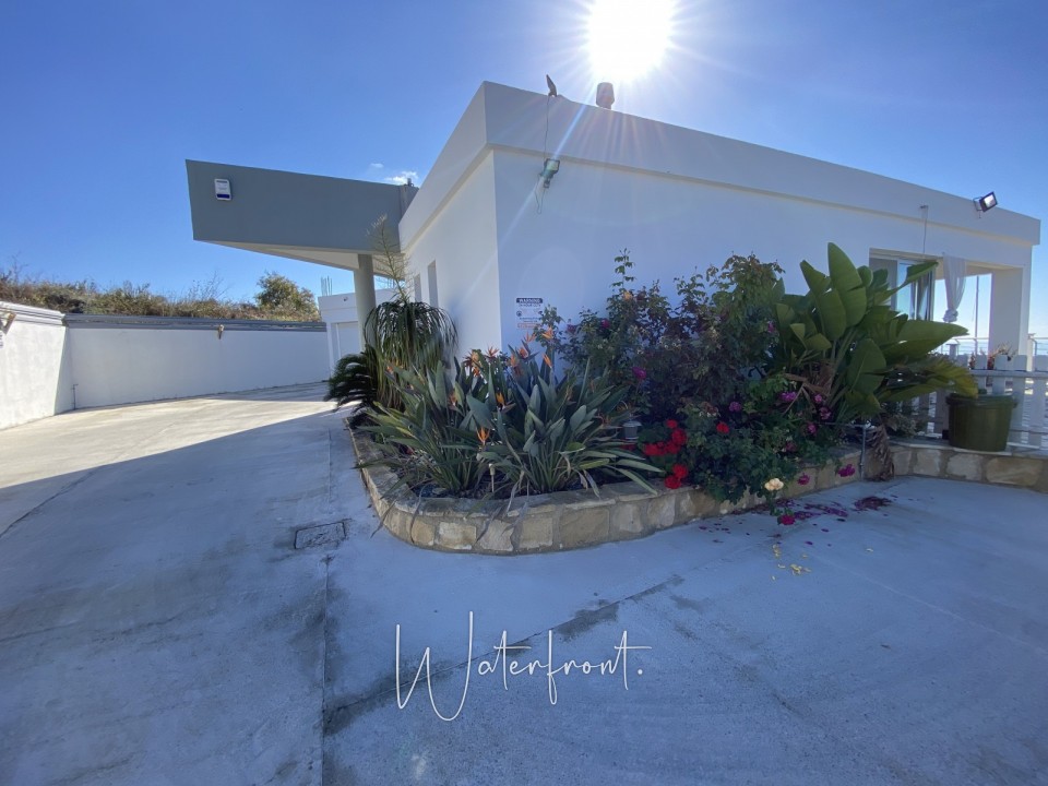 Bungalow For Sale  in  Mesa Chorio