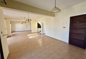 Penthouse For Sale  in  Kato Paphos