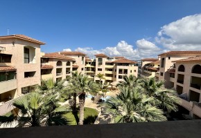 Penthouse For Sale  in  Kato Paphos