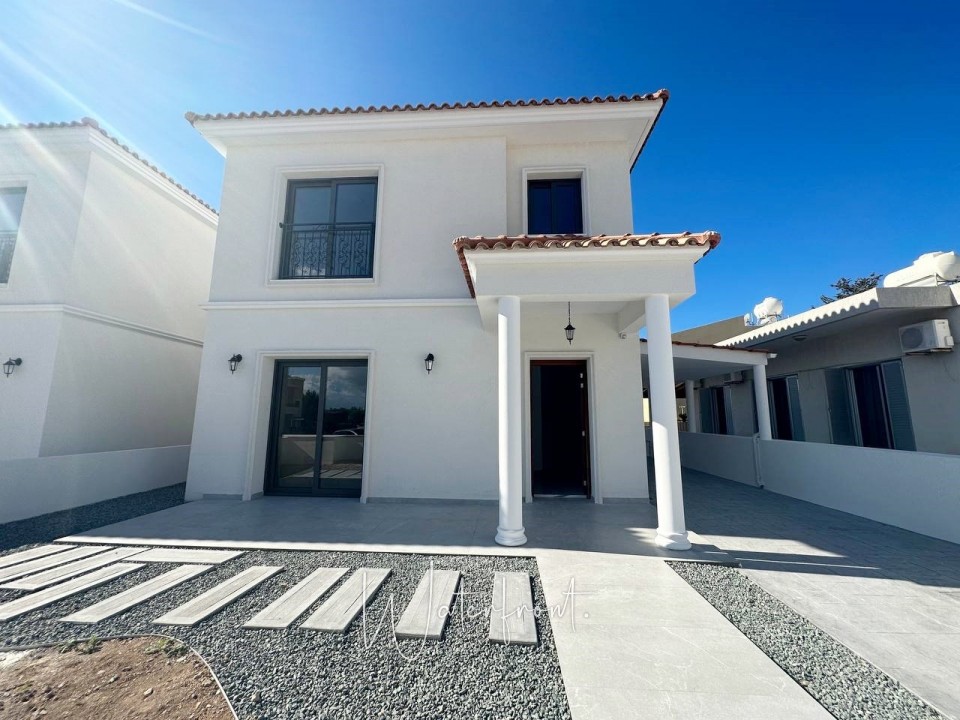 Detached Villa For Sale  in  Yeroskipou