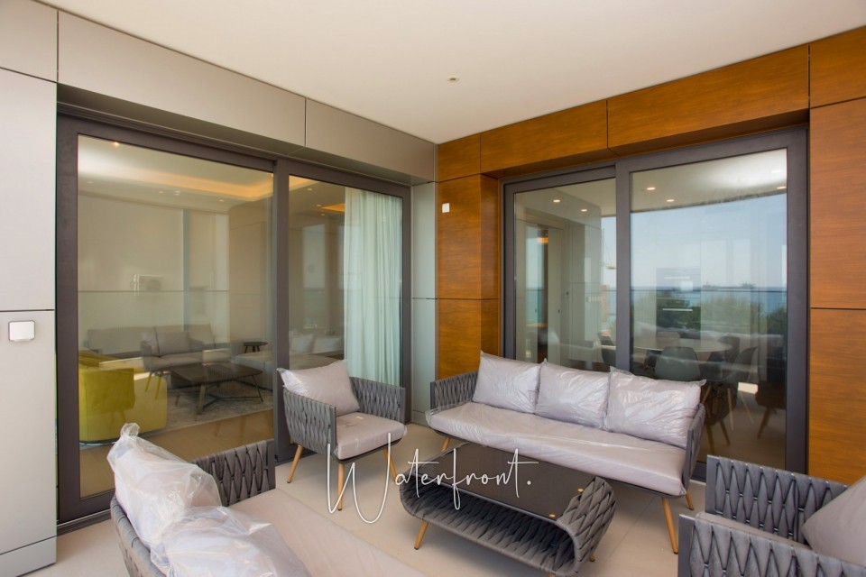 Apartment For Rent  in  Molos