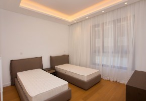 Apartment For Rent  in  Molos