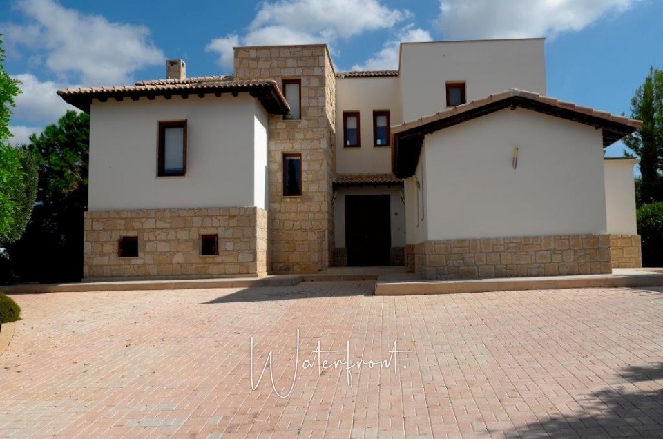 Detached Villa For Sale  in  Aphrodite Hills