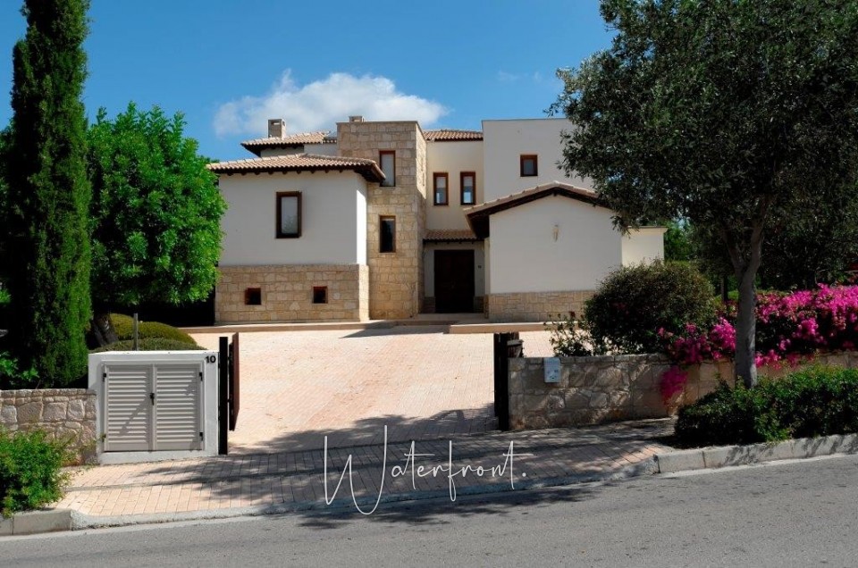 Detached Villa For Sale  in  Aphrodite Hills