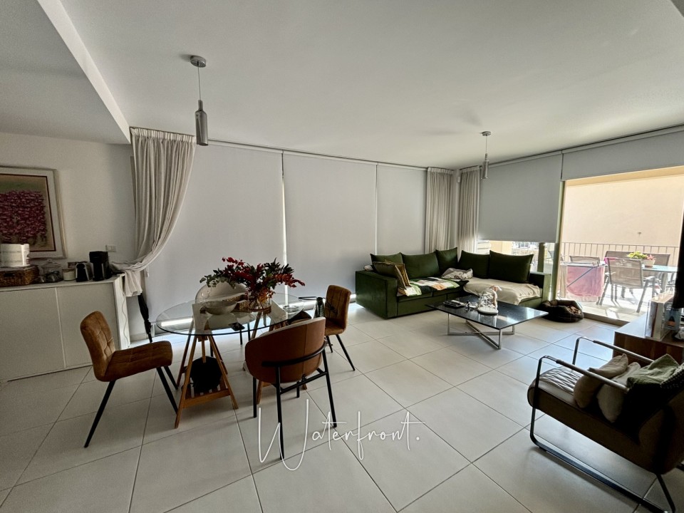 Apartment For Sale  in  Universal