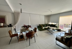 Apartment For Sale  in  Universal