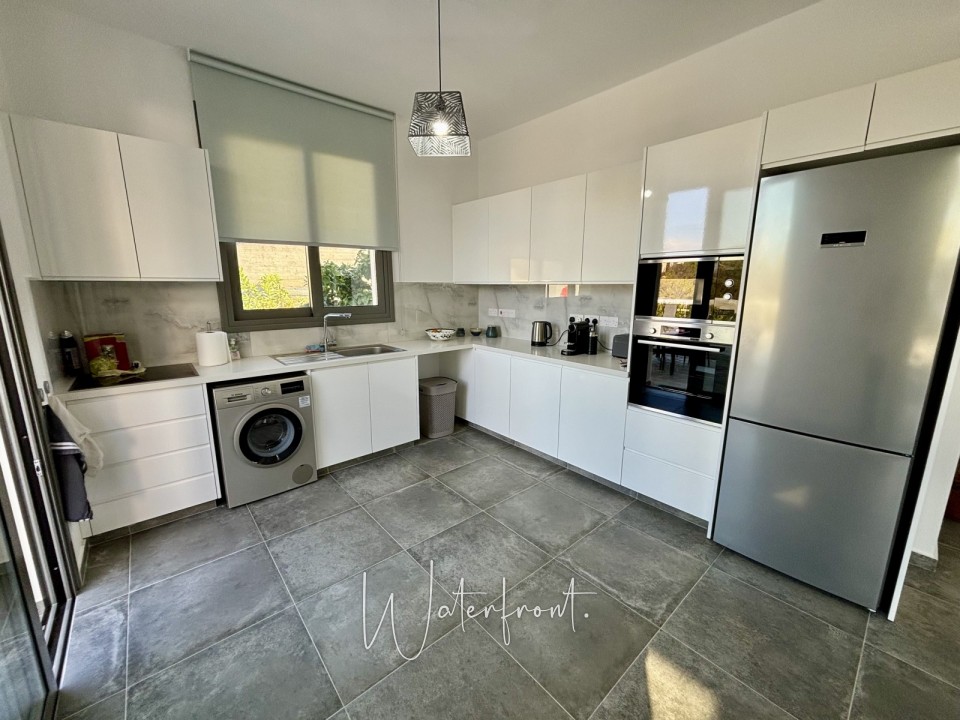 Detached Villa For Sale  in  Sea Caves - St.George