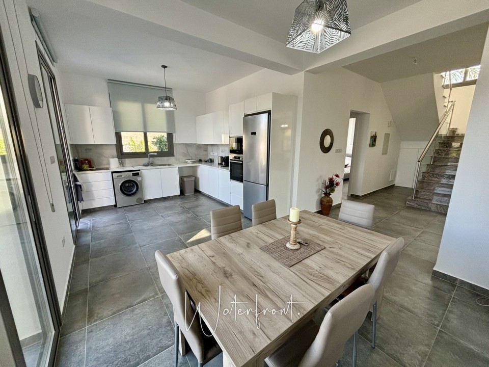 Detached Villa For Sale  in  Sea Caves - St.George