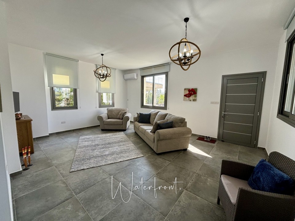 Detached Villa For Sale  in  Sea Caves - St.George